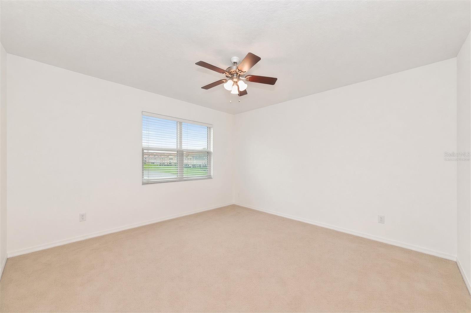 3426 PARKRIDGE CIR #34-105 — photo 37