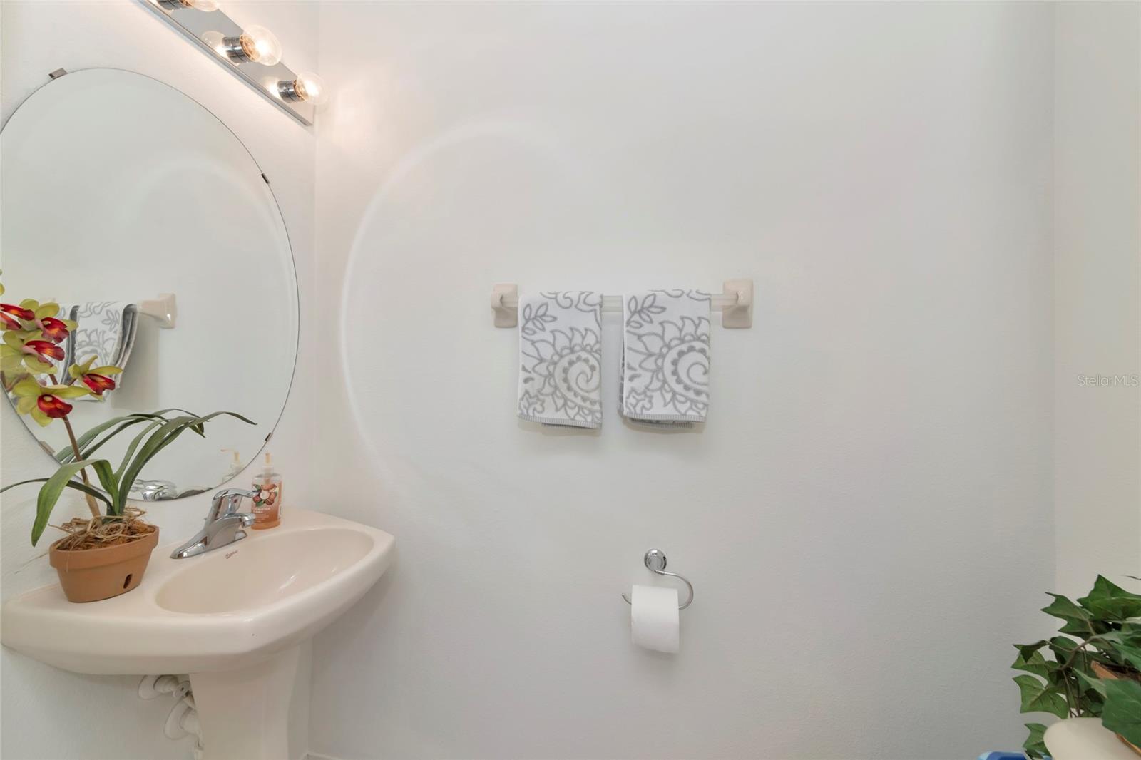 3426 PARKRIDGE CIR #34-105 — photo 24