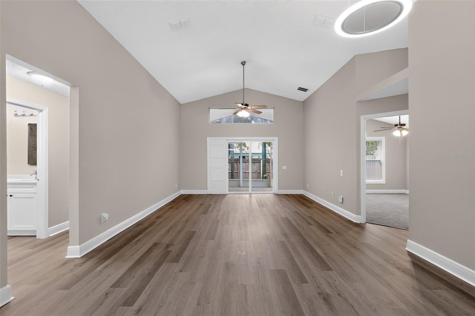 12421 EARLY RUN LN — photo 3