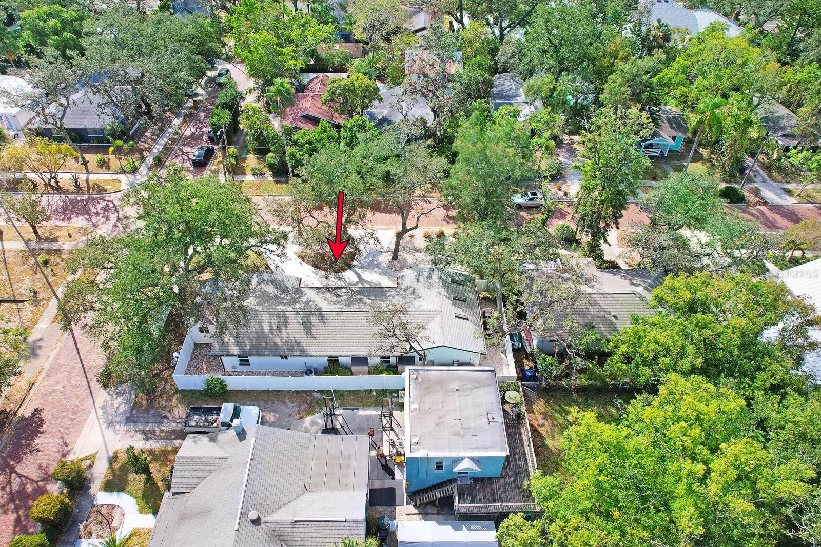 530 LOCKLIE ST — photo 47