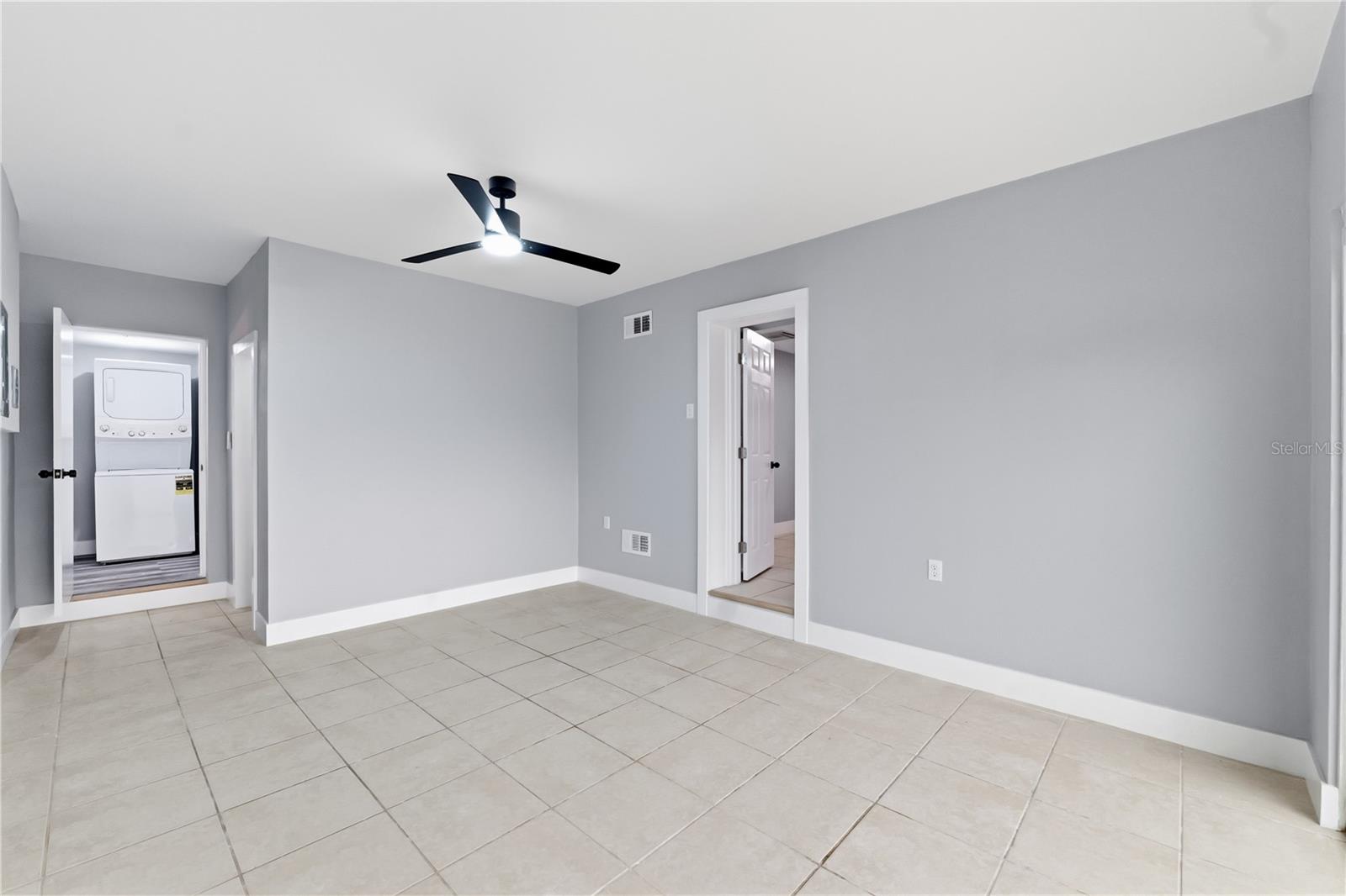 2607 W CREST AVE — photo 20