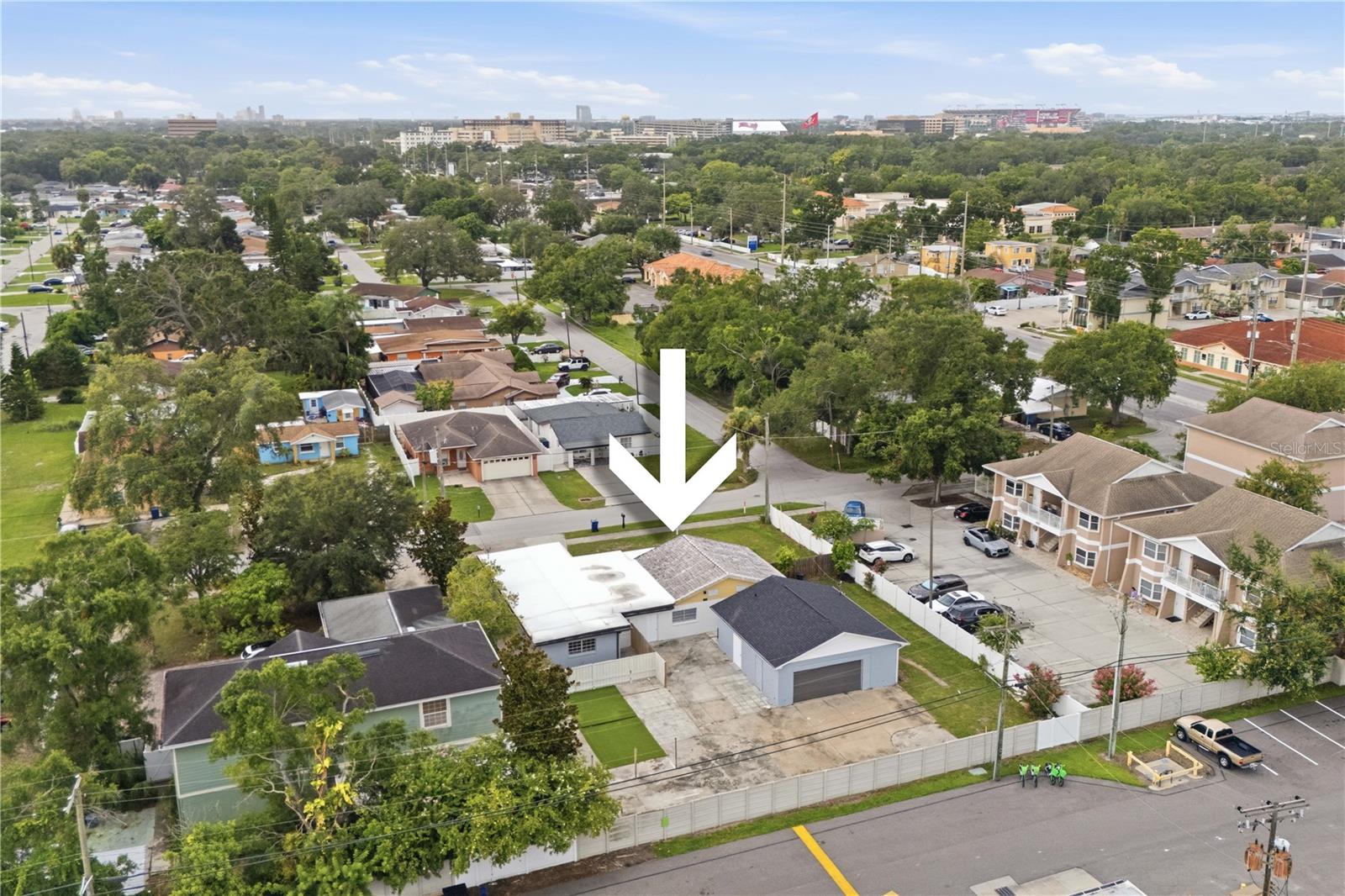 2607 W CREST AVE — photo 44