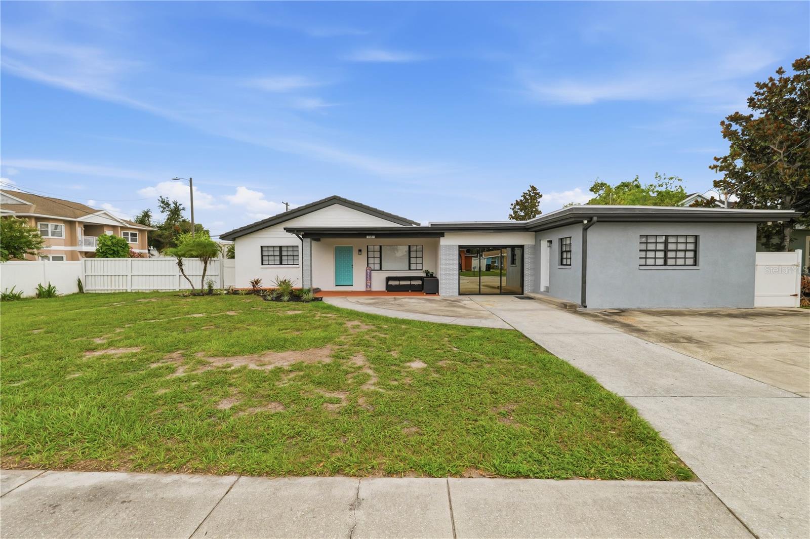 2607 W CREST AVE — photo 43