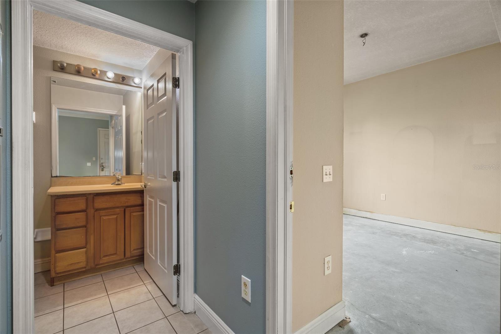 6808 DALI AVE #101 — photo 38