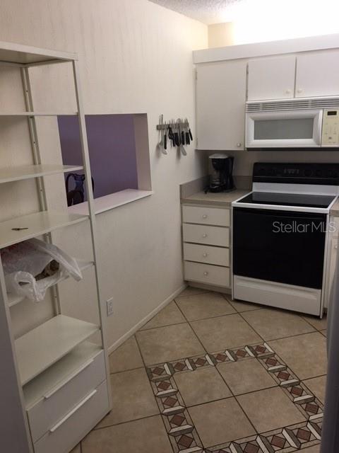7625 SUN ISLAND DR S #202 — photo 4