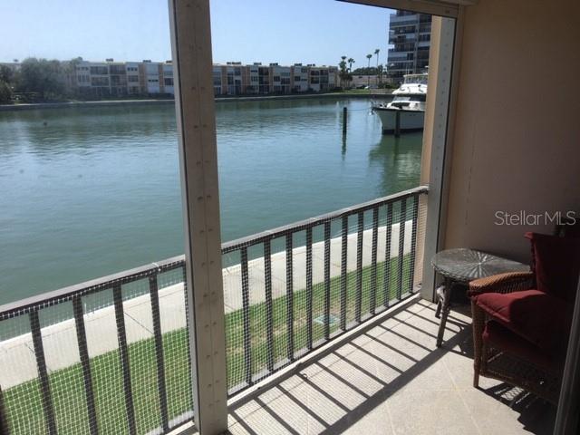 7625 SUN ISLAND DR S #202 — photo 8