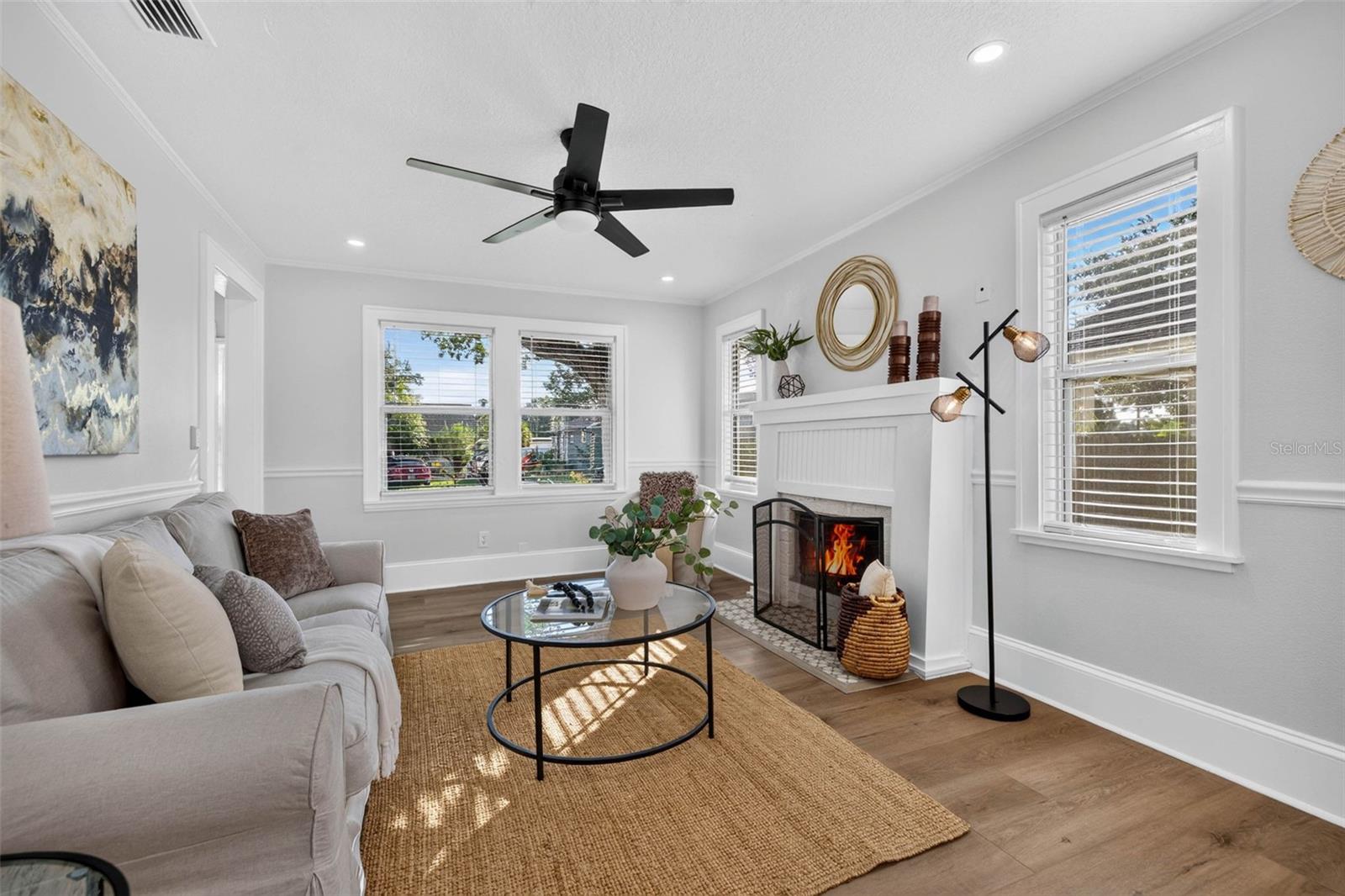 4624 IRIS ST N — photo 8