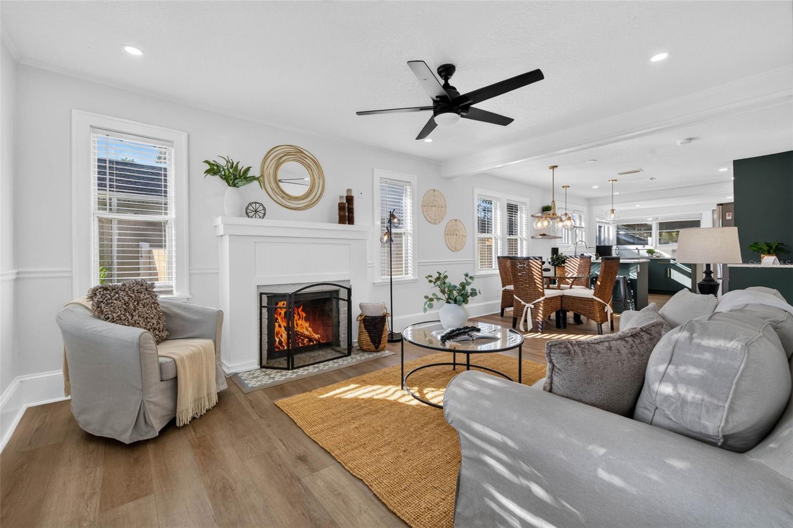 4624 IRIS ST N — photo 5