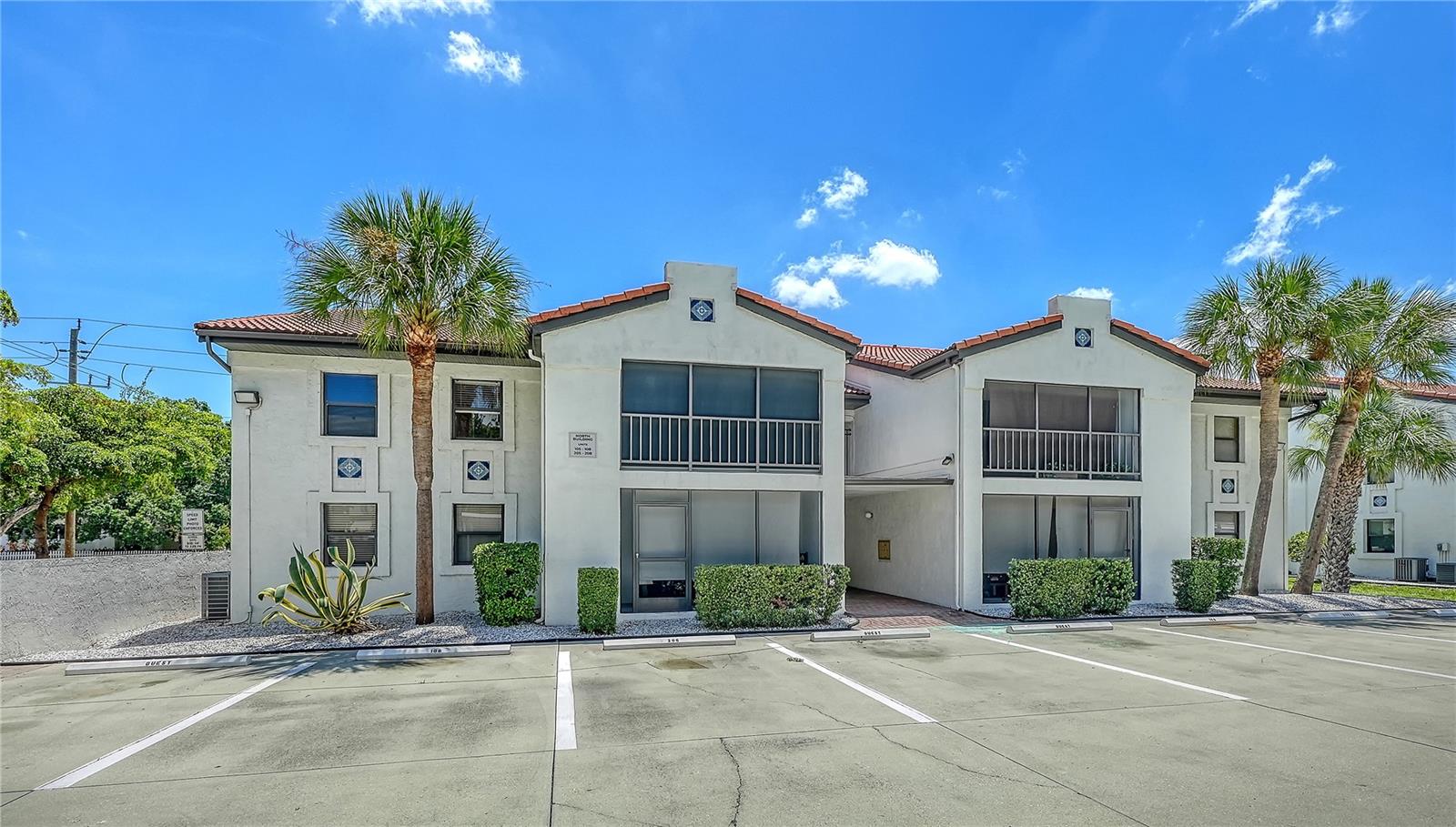 631 N ORANGE AVE #108 — photo 4