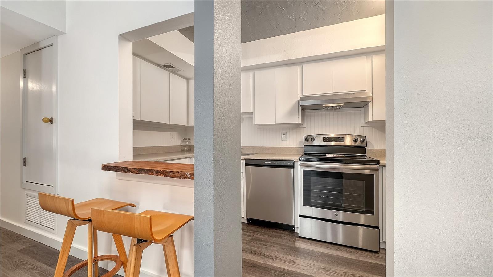 631 N ORANGE AVE #108 — photo 14