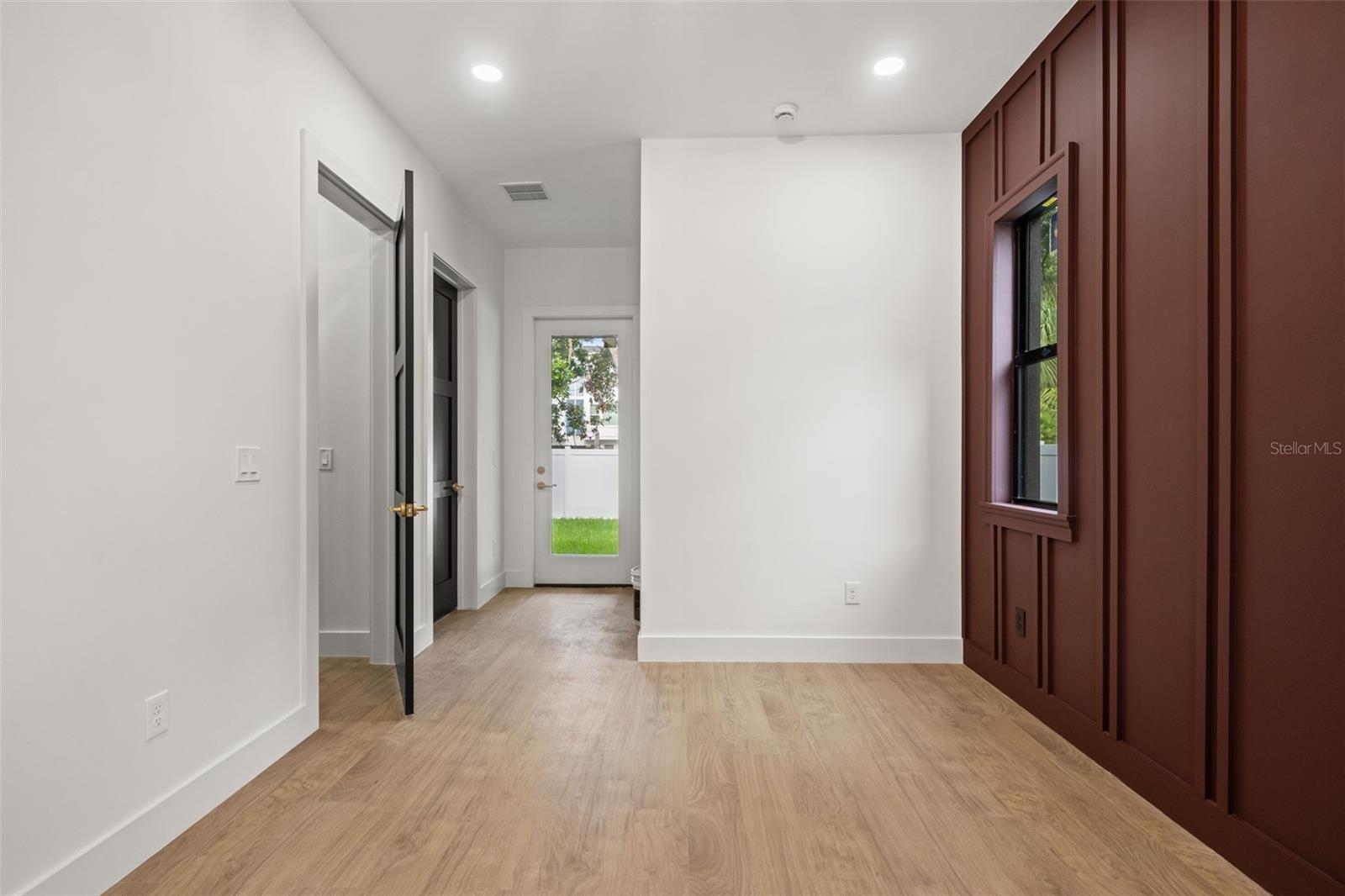 6606 N 9TH ST — photo 24