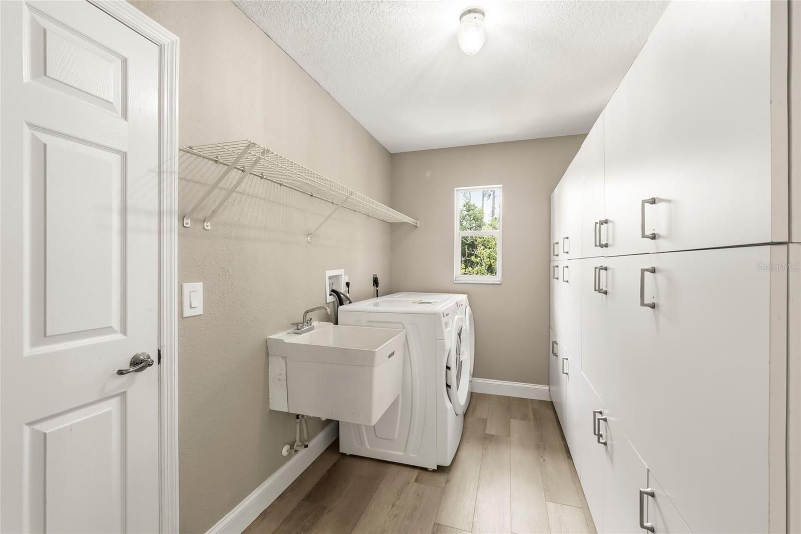 2209 TROPICAIRE BLVD — photo 22