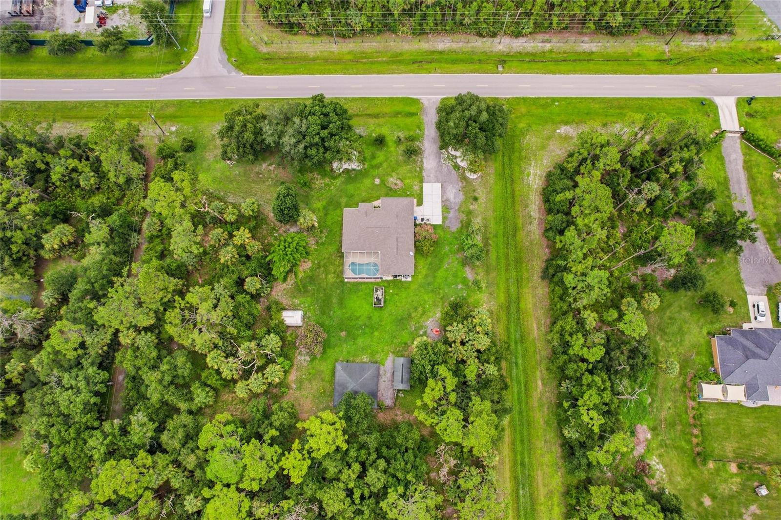 2209 TROPICAIRE BLVD — photo 50