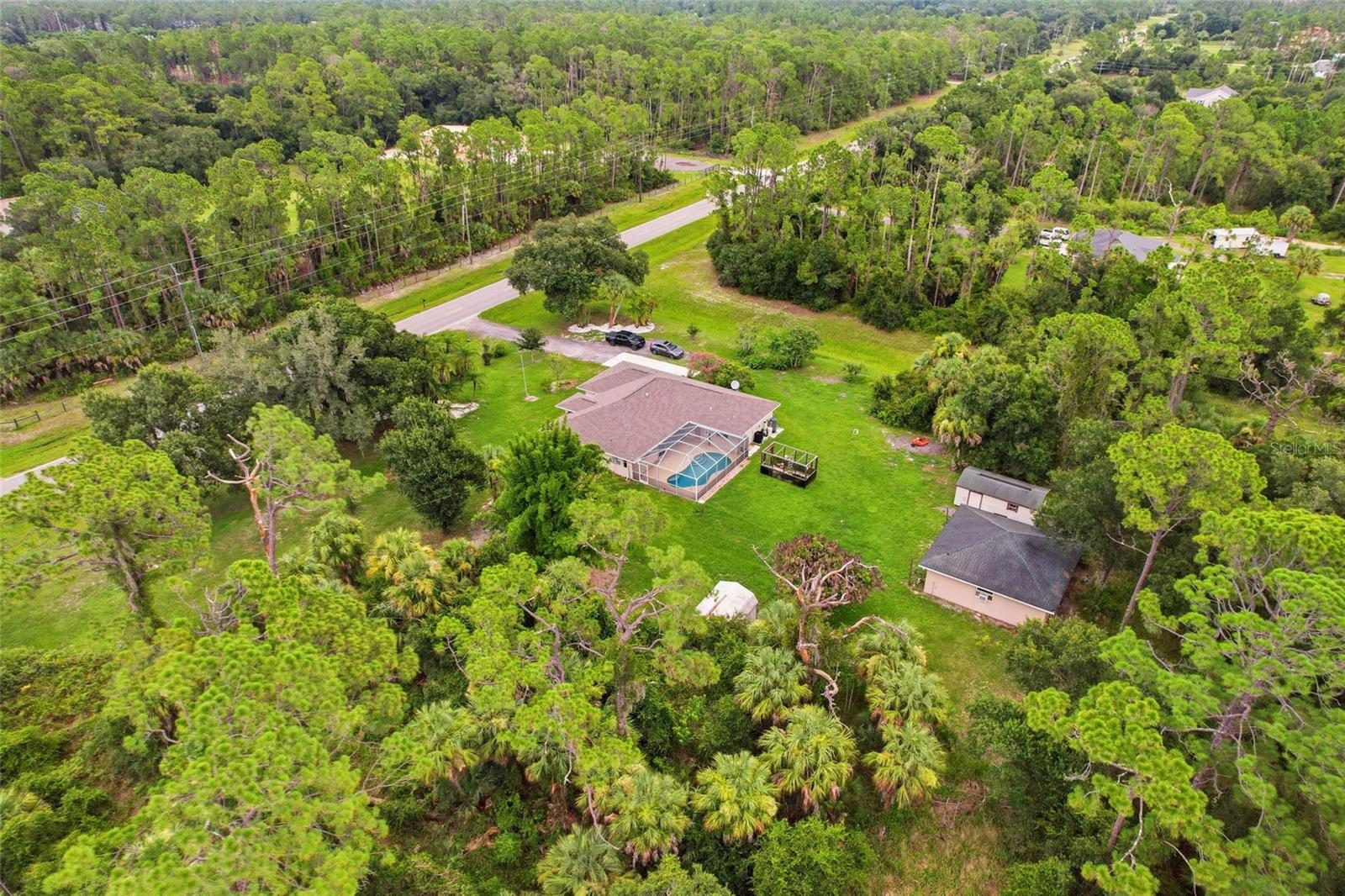 2209 TROPICAIRE BLVD — photo 49