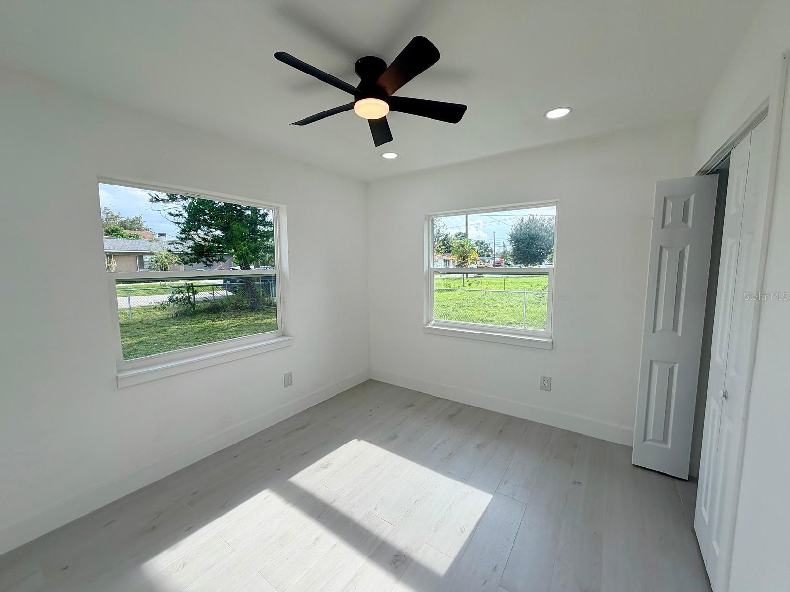 3117 W LEROY ST — photo 34