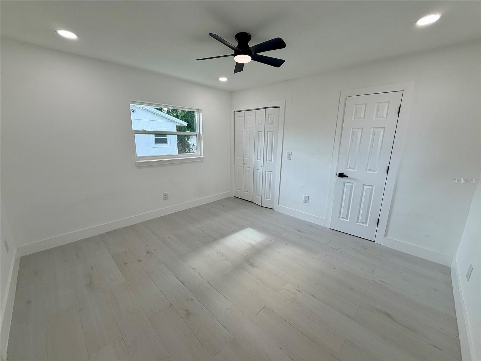 3117 W LEROY ST — photo 21