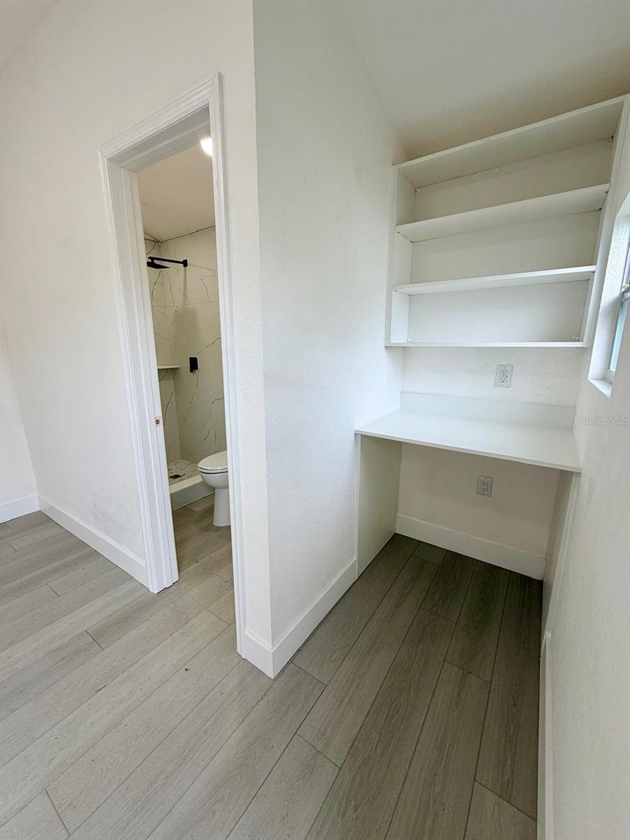 3117 W LEROY ST — photo 53