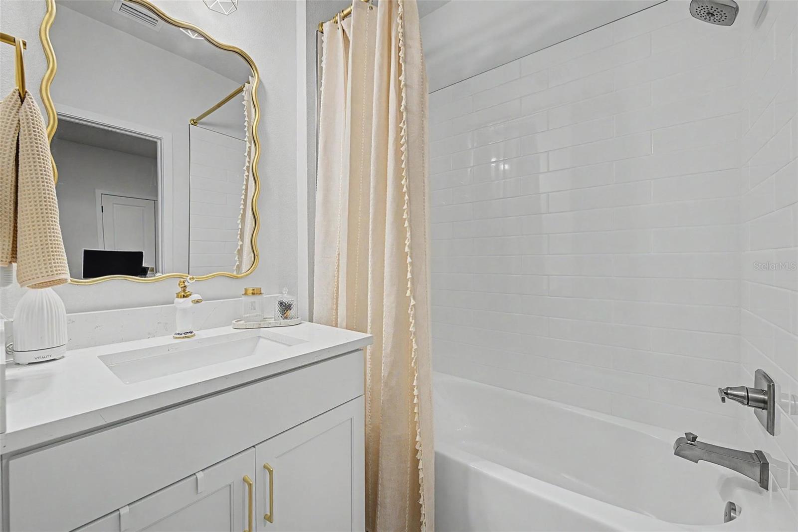 6605 N NEBRASKA AVE #28 — photo 22