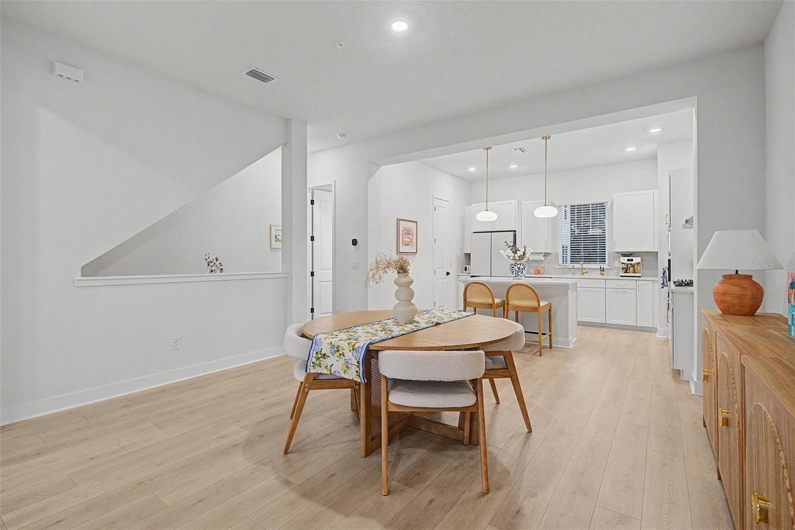 6605 N NEBRASKA AVE #28 — photo 8
