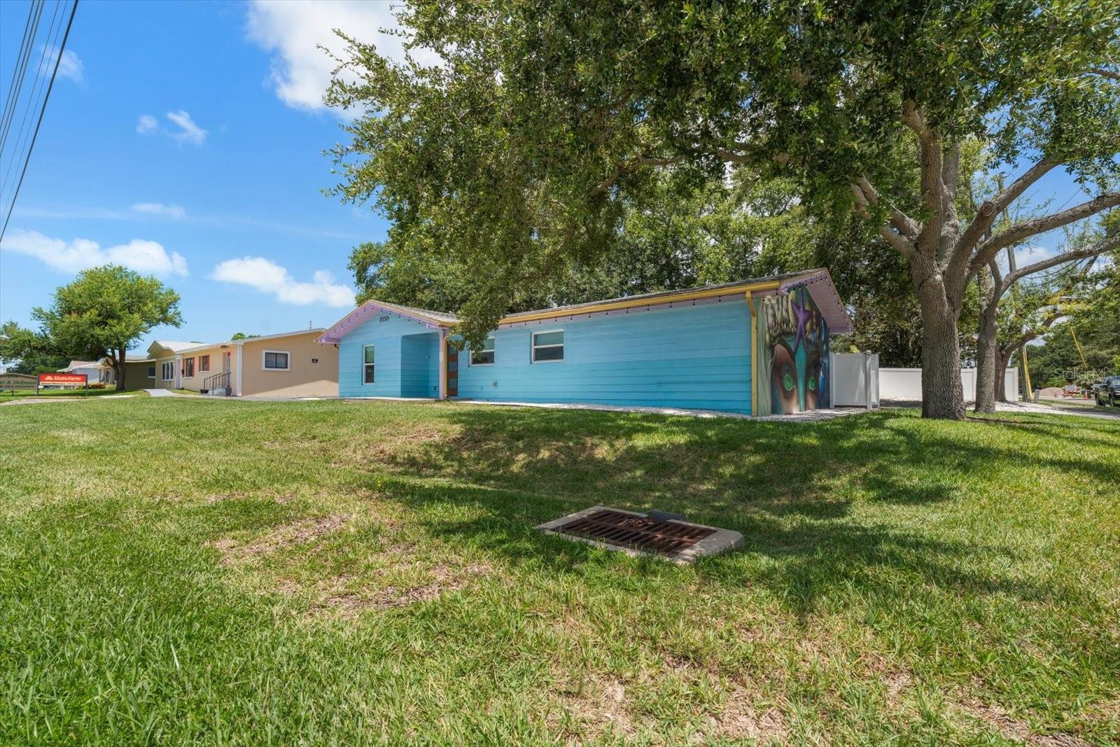 2050 W BAY DR — photo 55