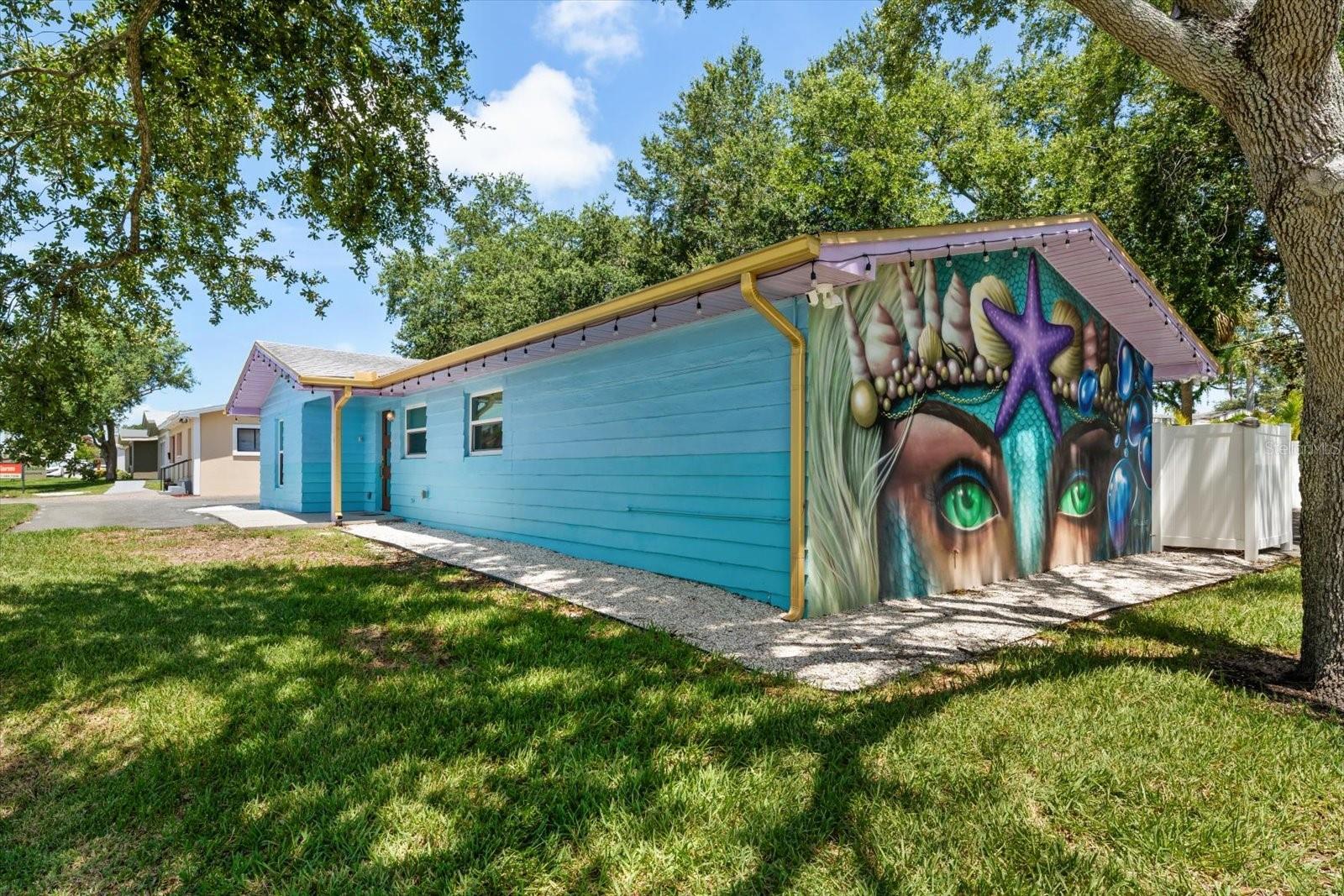 2050 W BAY DR — photo 60