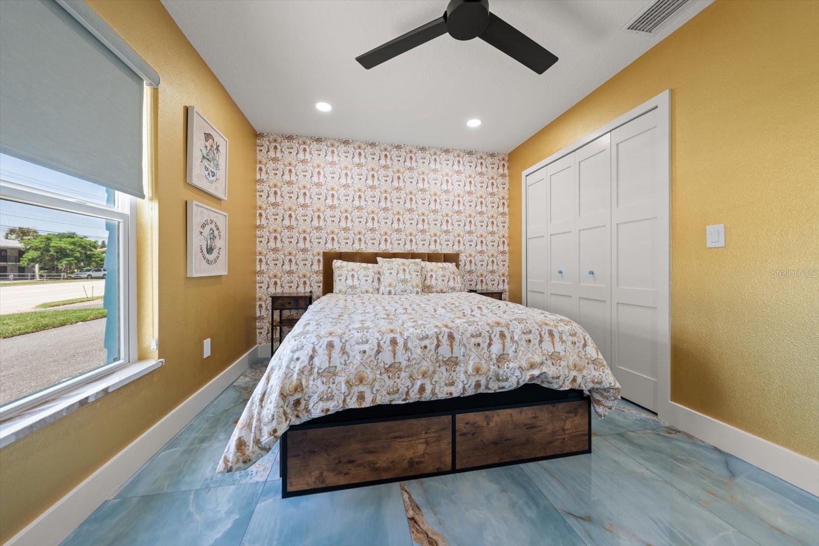 2050 W BAY DR — photo 17
