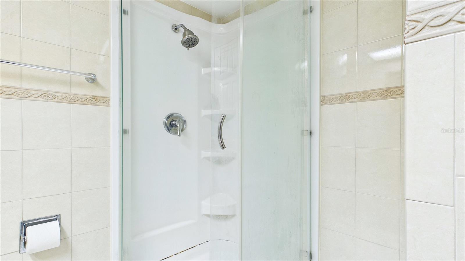 2122 TARPON LANDINGS DR — photo 32