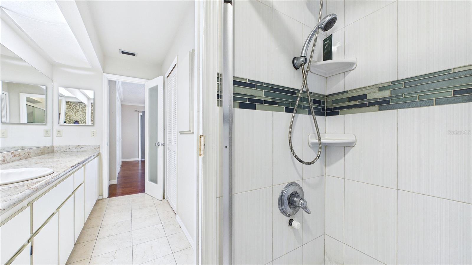 2122 TARPON LANDINGS DR — photo 25