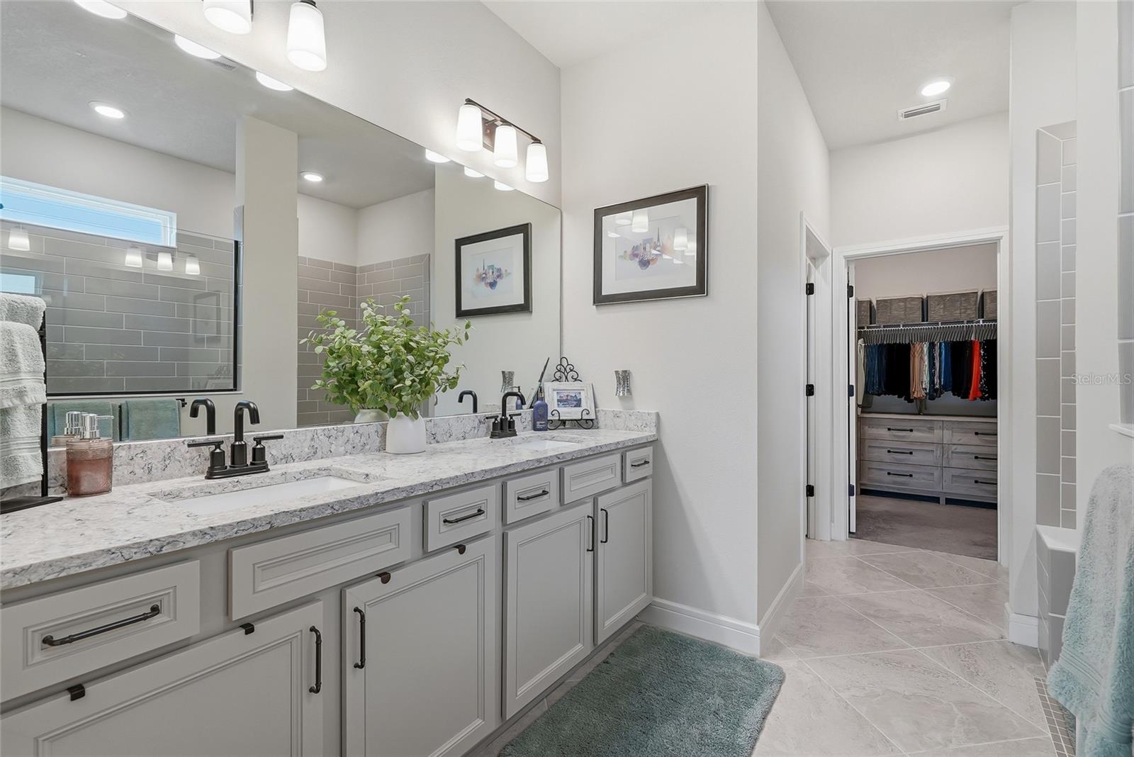 4678 DOVER BLUFF CT — photo 29