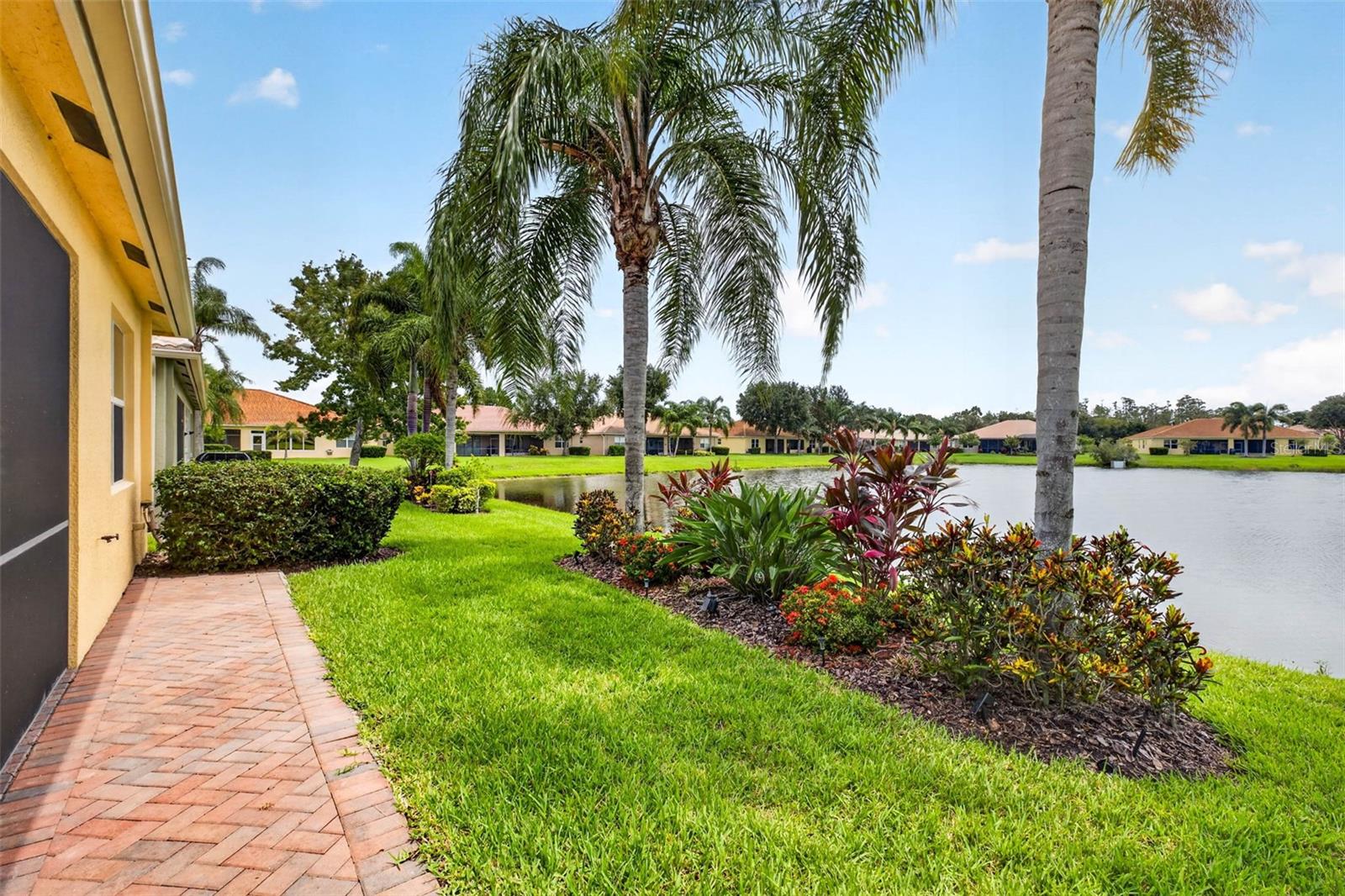 16227 AMETHYST KEY DR — photo 32
