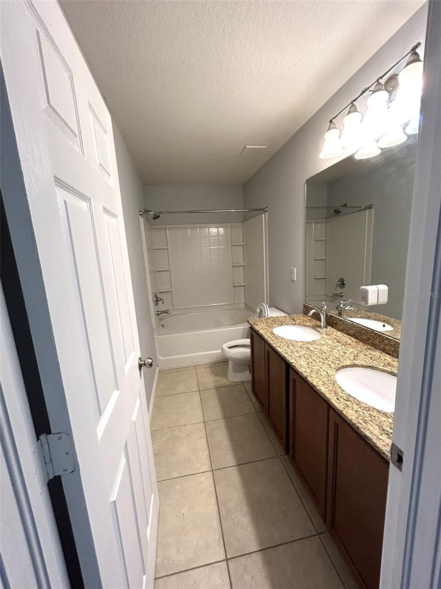 4714 CHATTERTON WAY — photo 24