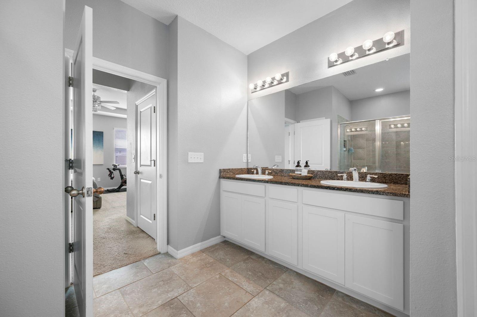 6549 DEVESTA LOOP — photo 48