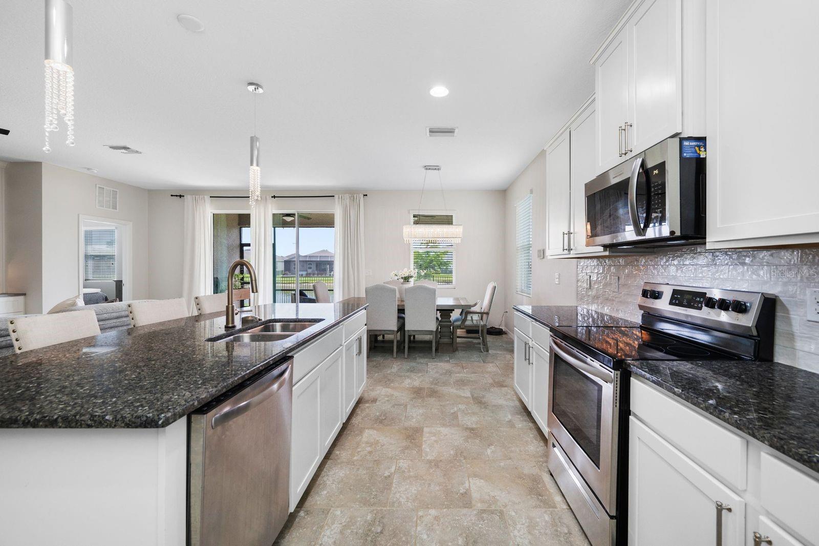 6549 DEVESTA LOOP — photo 29
