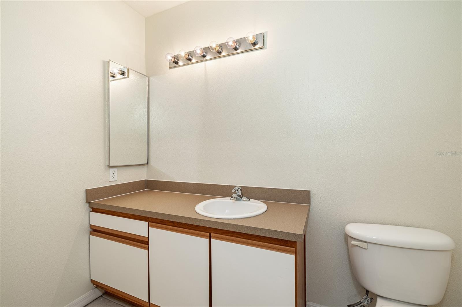 9506 AMBERDALE CT #202 — photo 18