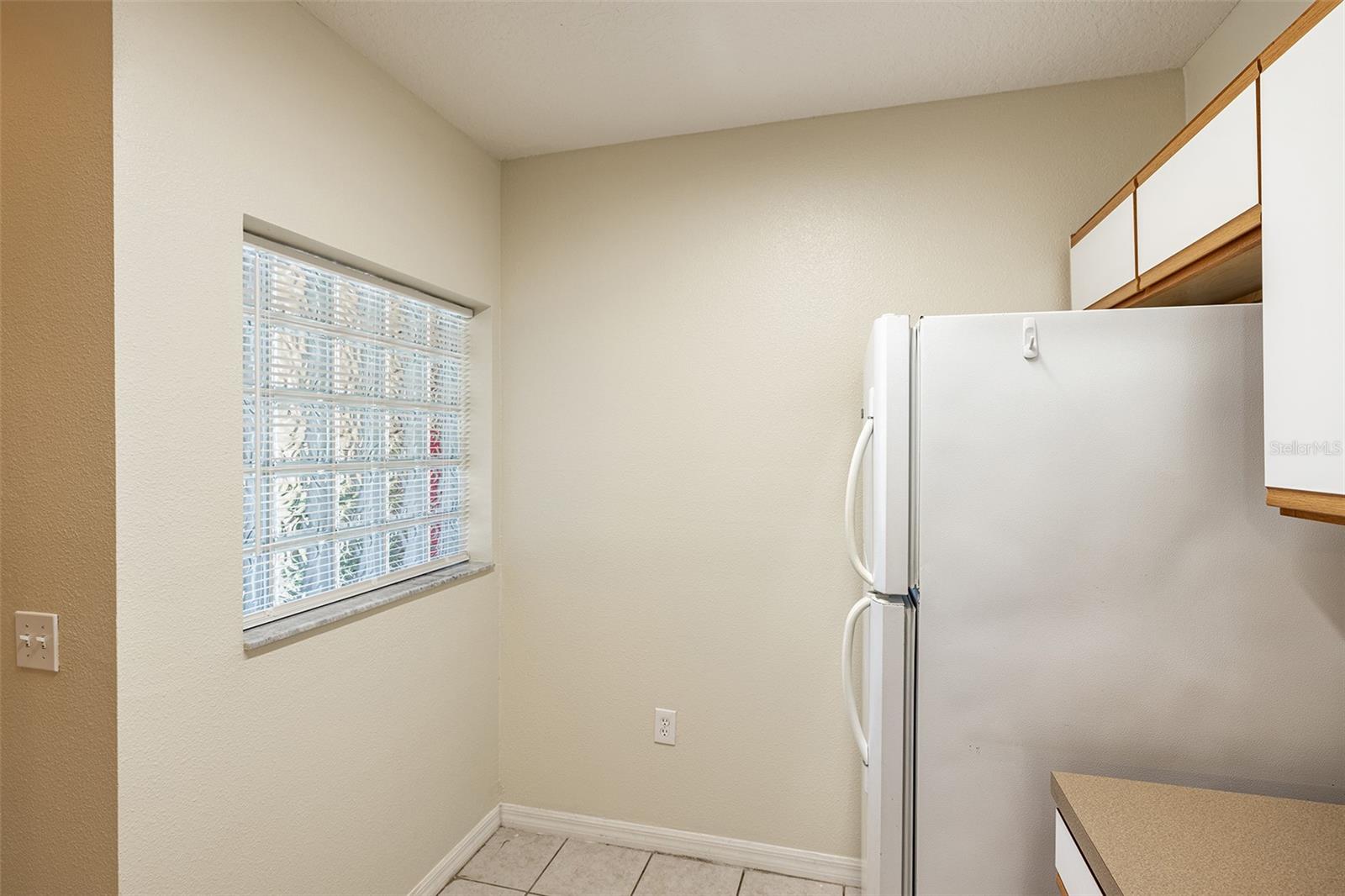 9506 AMBERDALE CT #202 — photo 8