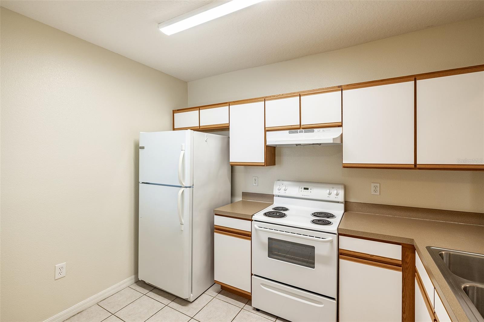 9506 AMBERDALE CT #202 — photo 6