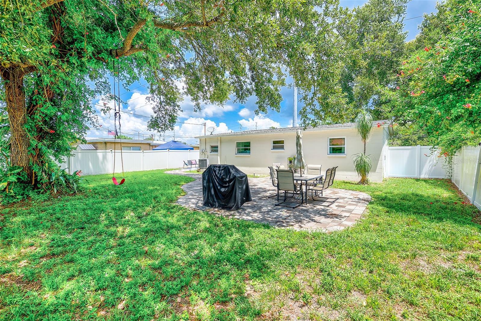 10664 STARKEY RD — photo 20