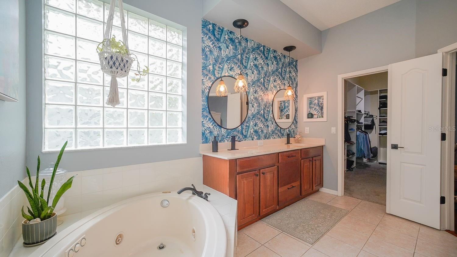 9814 GRETNA GREEN DR — photo 23