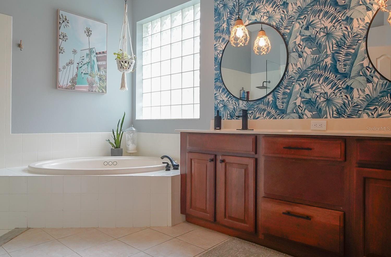 9814 GRETNA GREEN DR — photo 24