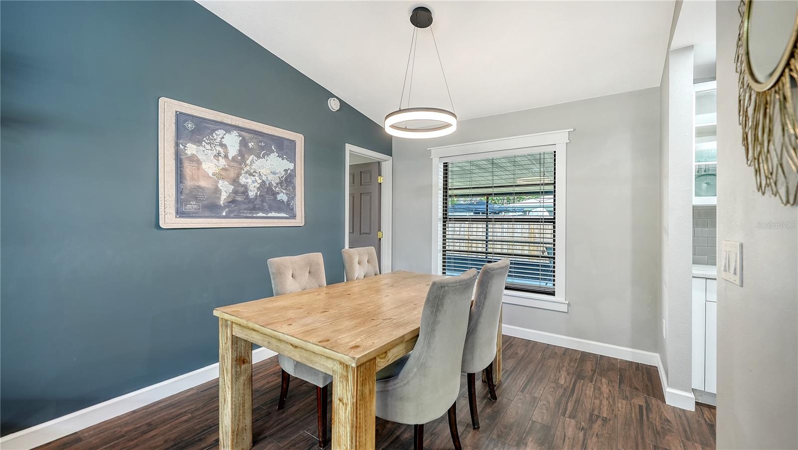 1551 GEORGETOWNE LN — photo 16