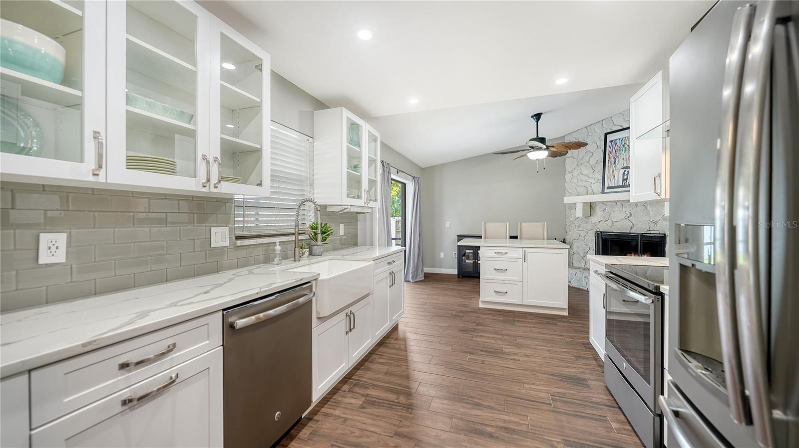 1551 GEORGETOWNE LN — photo 9