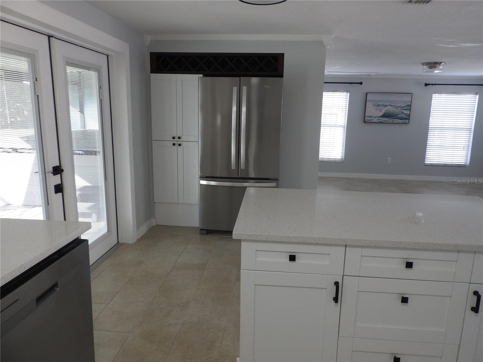 8822 ROCKY CREEK DR — photo 10