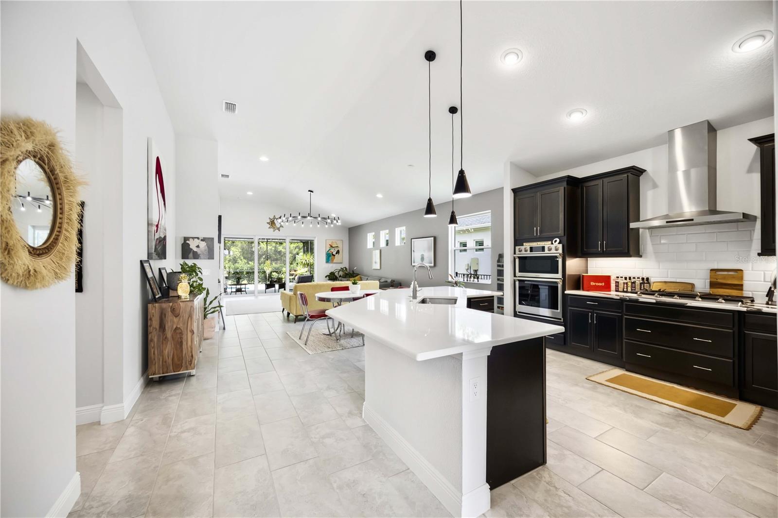 4427 RENWICK DR — photo 8