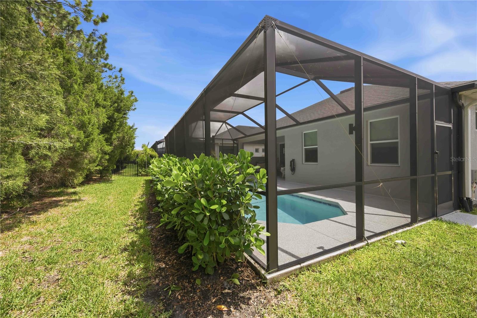 4427 RENWICK DR — photo 49