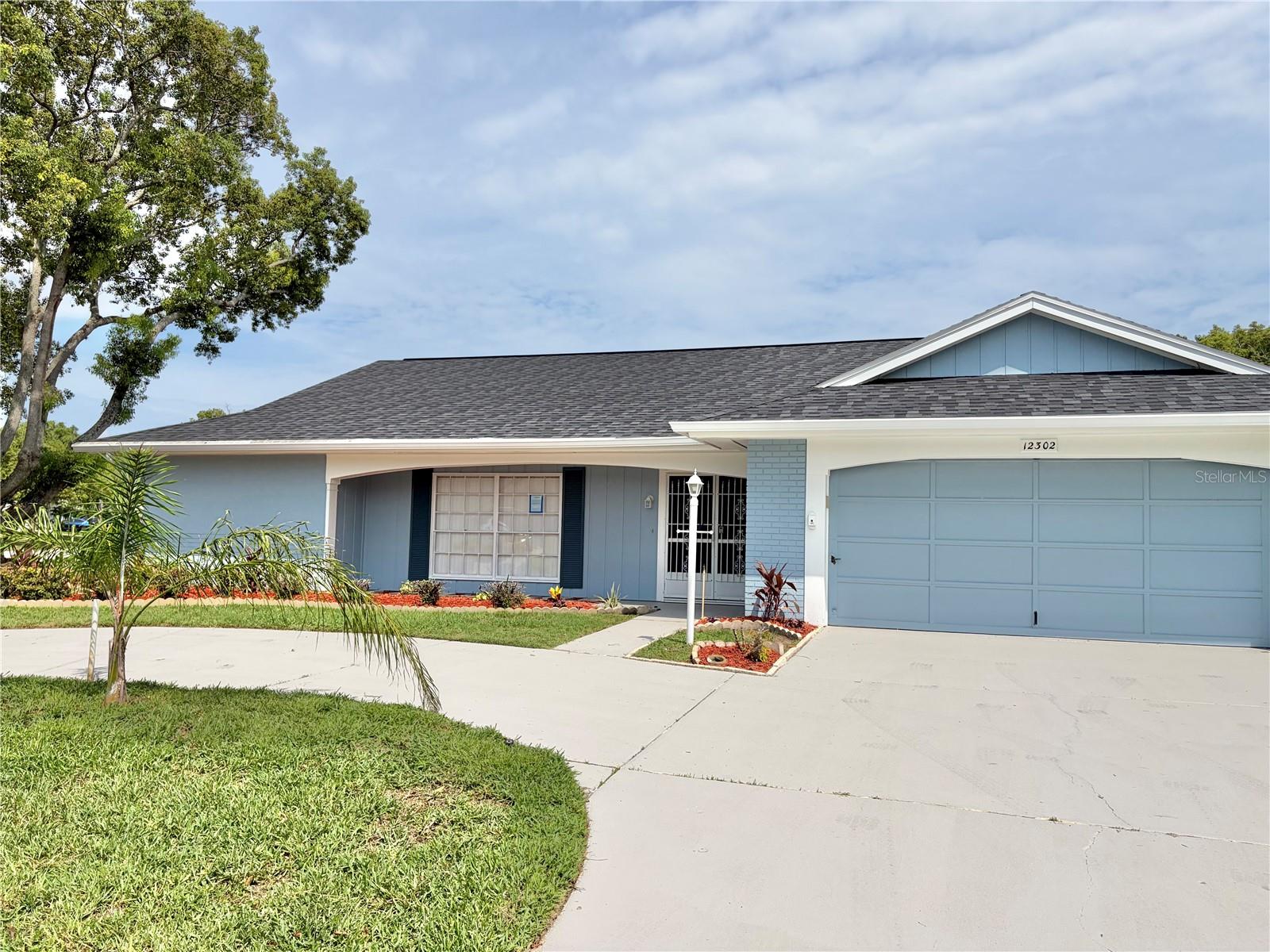 12302 FIELDSTONE LN — photo 2
