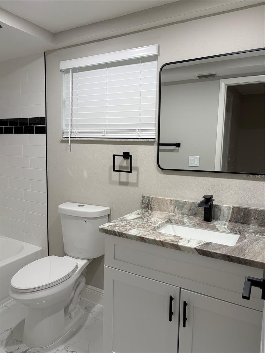 12302 FIELDSTONE LN — photo 33