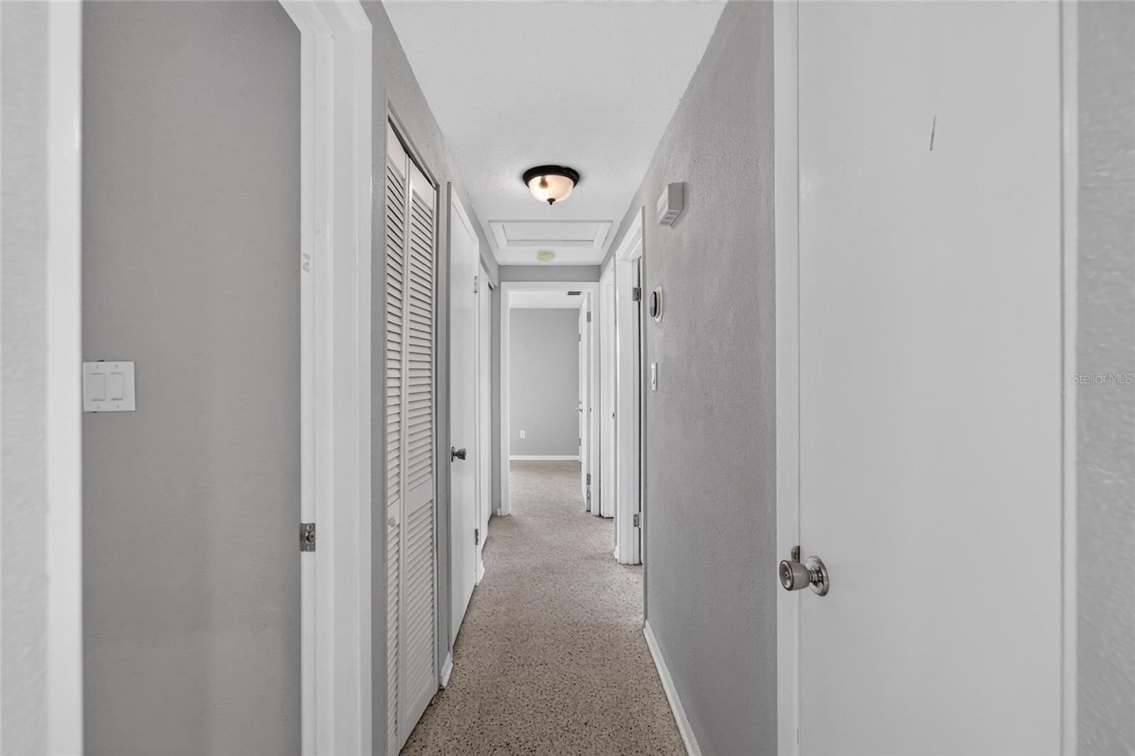 506 SHAMROCK RD — photo 17