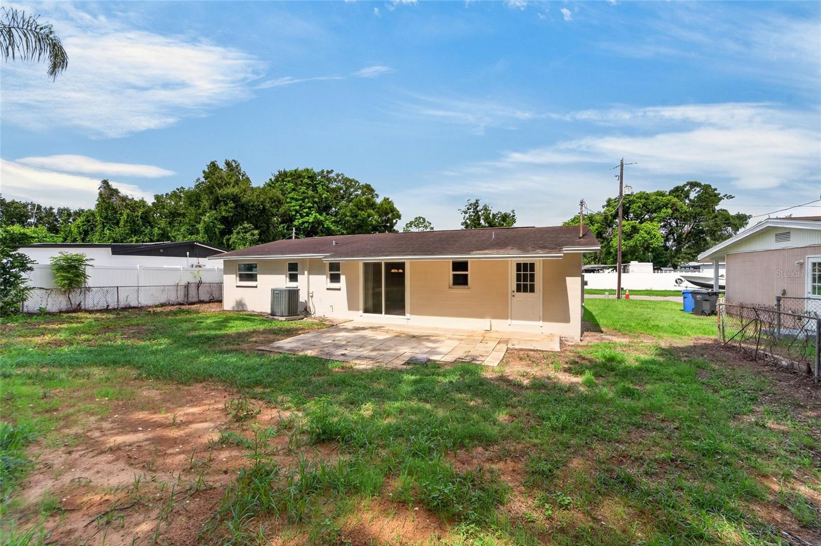 506 SHAMROCK RD — photo 47