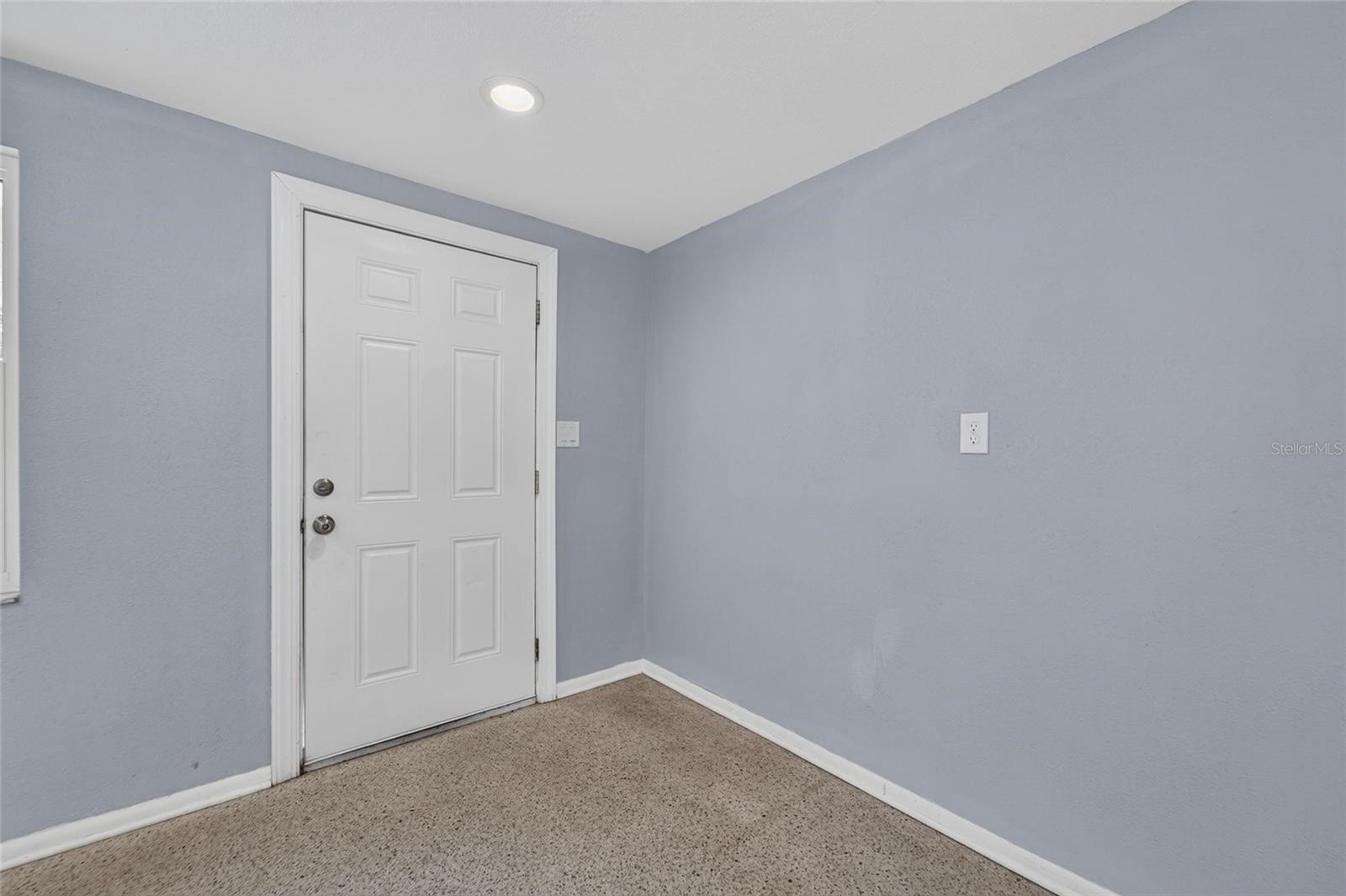 506 SHAMROCK RD — photo 4