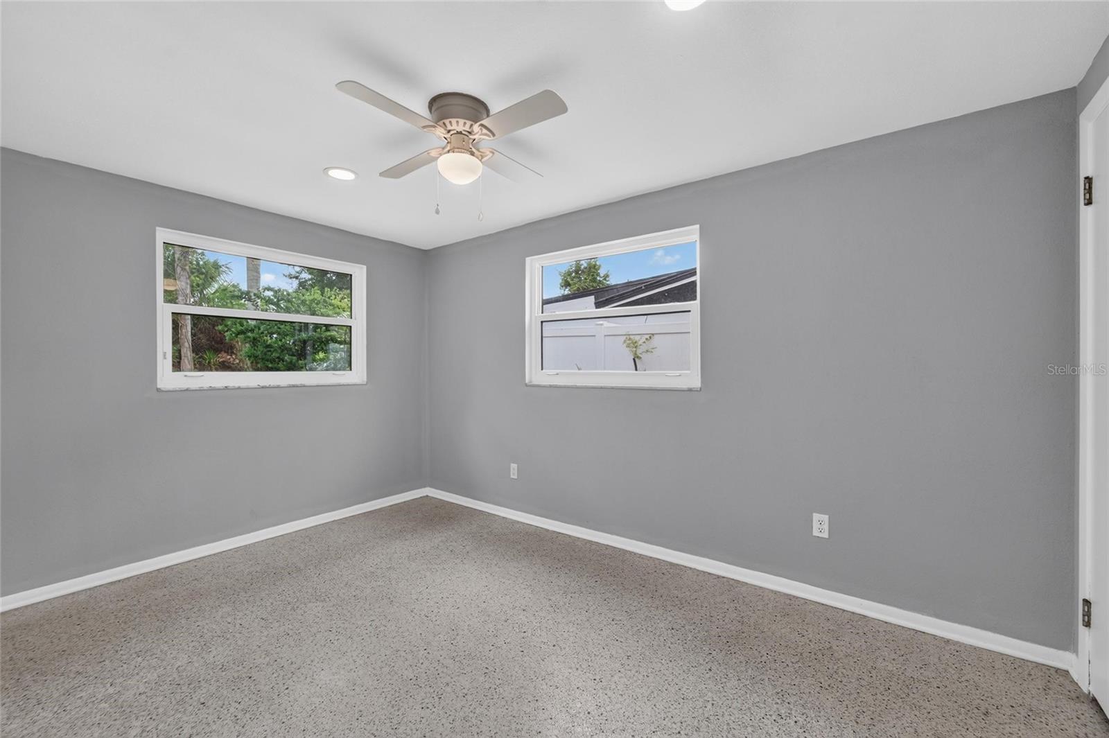 506 SHAMROCK RD — photo 27